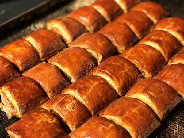 Saucyzenbroodje mini